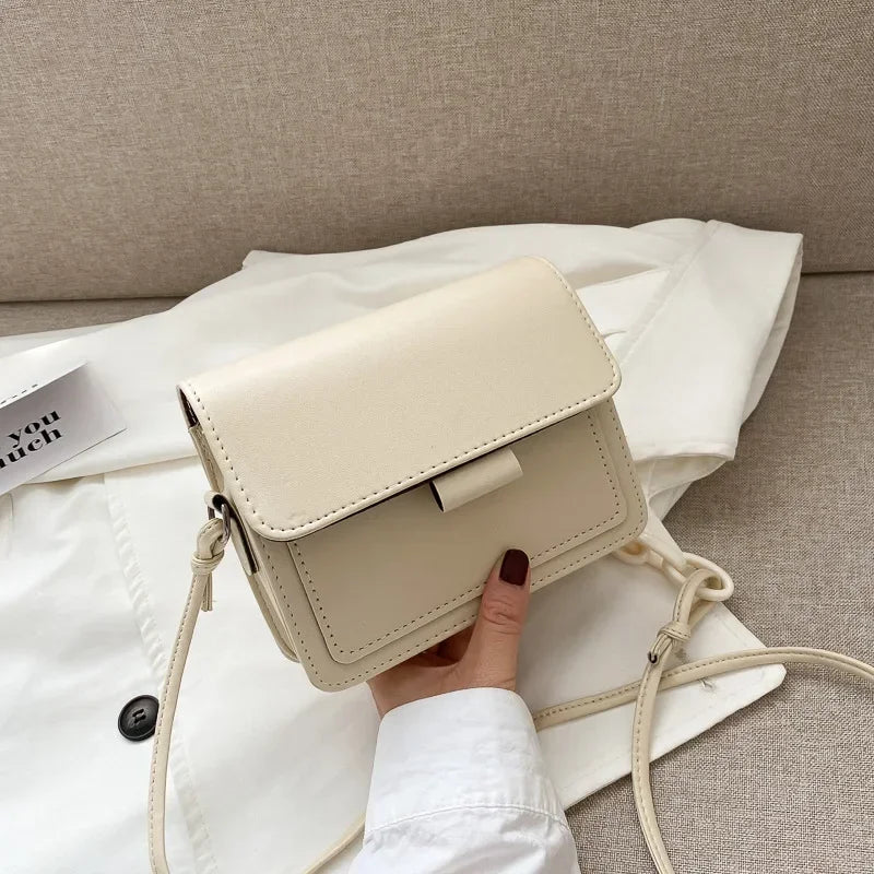 Flap Crossbody Bag - Timeless, Practical, Stylish