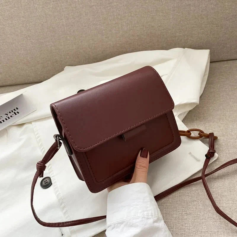 Flap Crossbody Bag - Timeless, Practical, Stylish