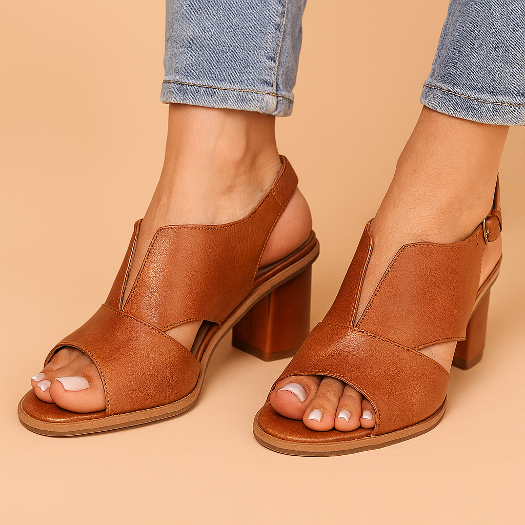 Kinga | Open-toe pumps with a block heel 3